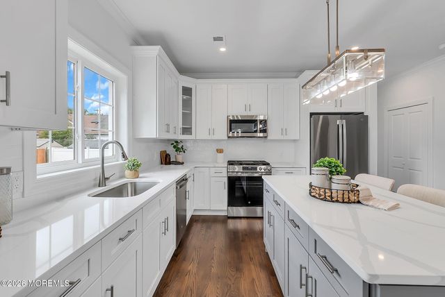 156 Washington Avenue, Matawan, NJ 07747