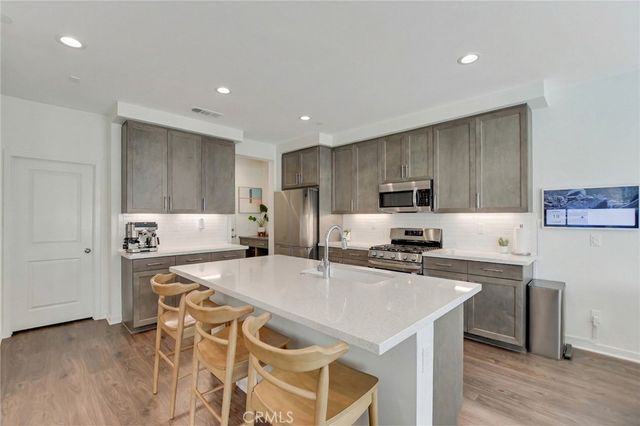 31969 Monet, Yucaipa, CA 92399