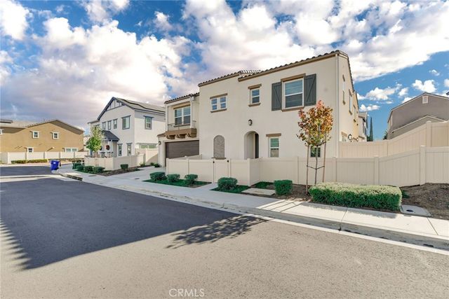 31969 Monet, Yucaipa, CA 92399