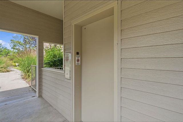 639 N Riverpoint Blvd, Spokane, WA 99202