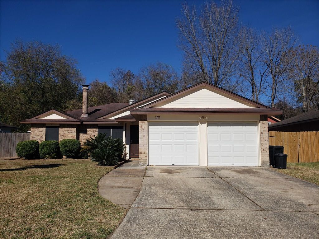 7707 Bluejay Twin Circle, Humble, TX 77396