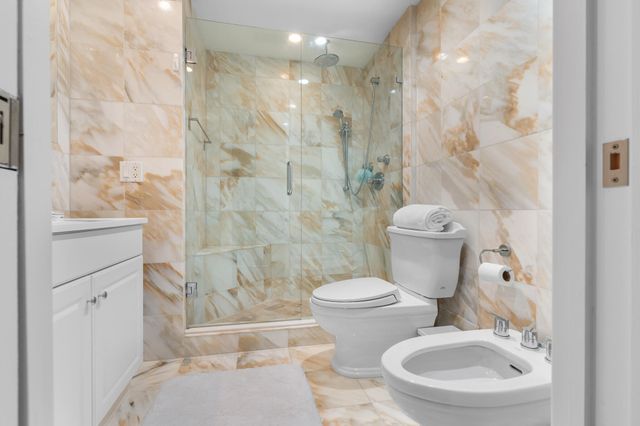 3200 NE 36th Street 806, Fort Lauderdale, FL 33308