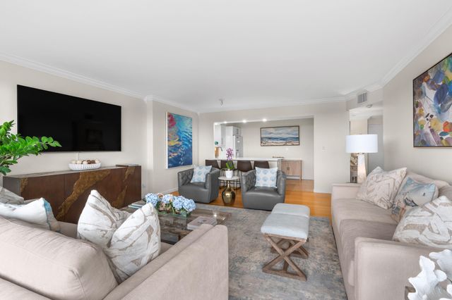 3200 NE 36th Street 806, Fort Lauderdale, FL 33308