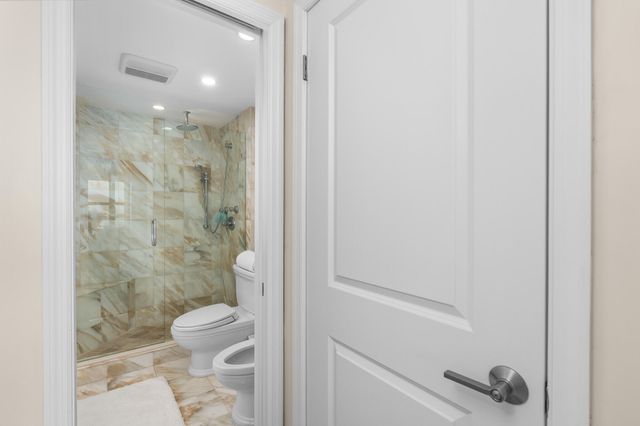 3200 NE 36th Street 806, Fort Lauderdale, FL 33308