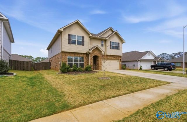 104 Holly Grove Lane, Harvest, AL 35749