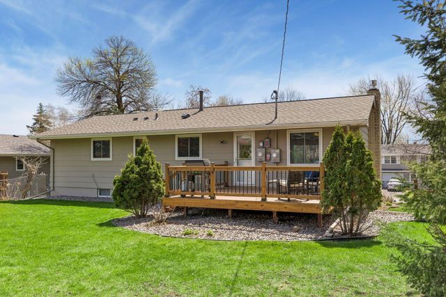 8116 28th Avenue N, New Hope, MN 55427