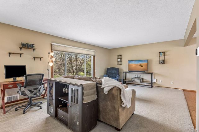 8116 28th Avenue N, New Hope, MN 55427