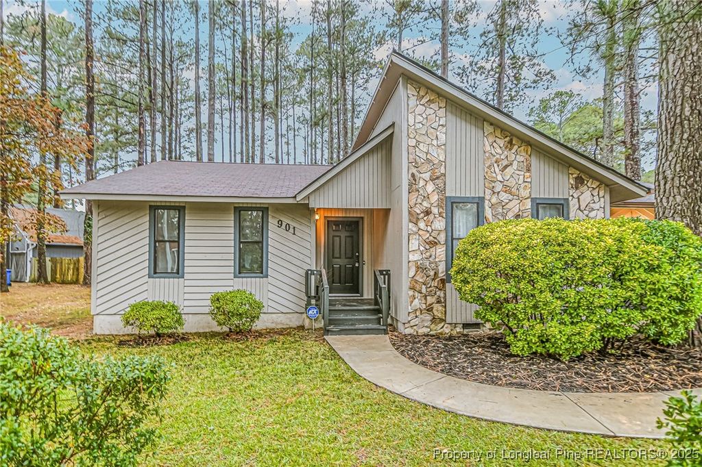 901 Drew Court, Fayetteville, NC 28311