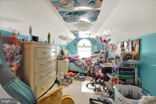 10 AUSTIN DR, Robesonia, PA 19551