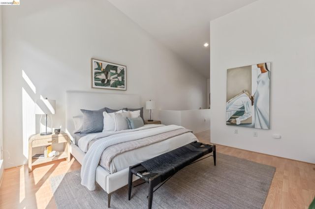 1255 Pine St, Oakland, CA 94607