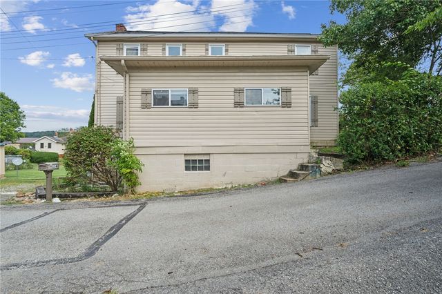114 Hayden Ln, West Newton, PA 15089