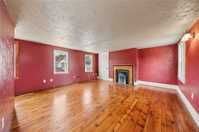 114 Hayden Ln, West Newton, PA 15089