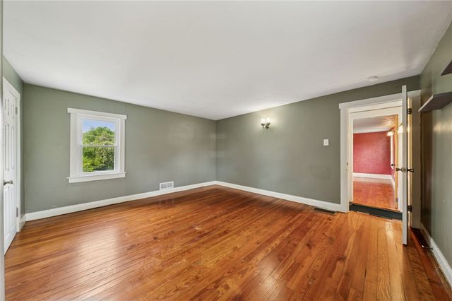 114 Hayden Ln, West Newton, PA 15089