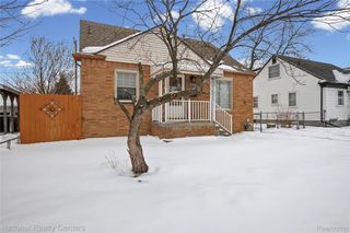 18890 Birmingham Street, Roseville, MI 48066