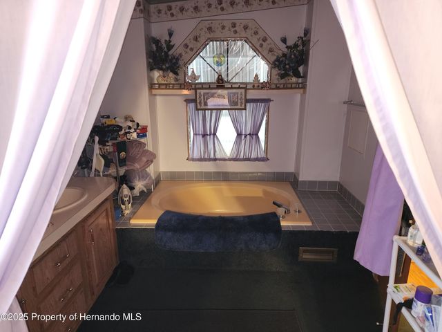 14440 rialto Avenue, Brooksville, FL 34613