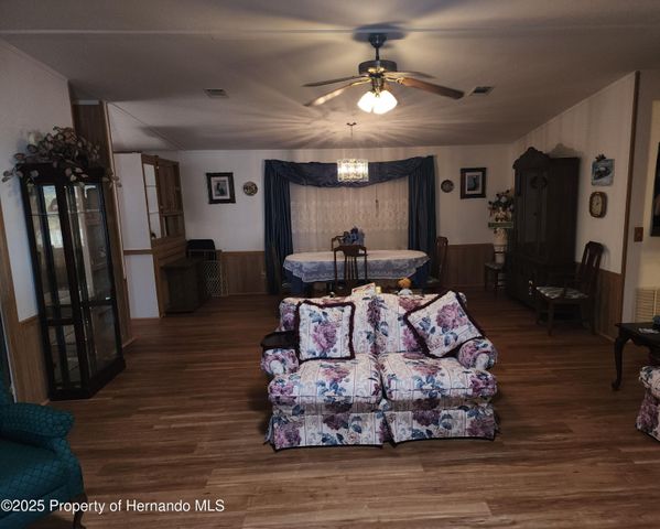 14440 rialto Avenue, Brooksville, FL 34613