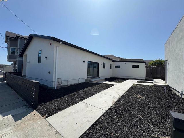 2805 Linden, Oakland, CA 94608
