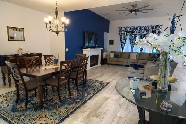 2053 CAMDEN LOOP, Davenport, FL 33837