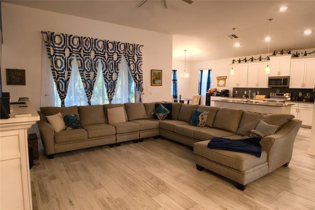 2053 CAMDEN LOOP, Davenport, FL 33837