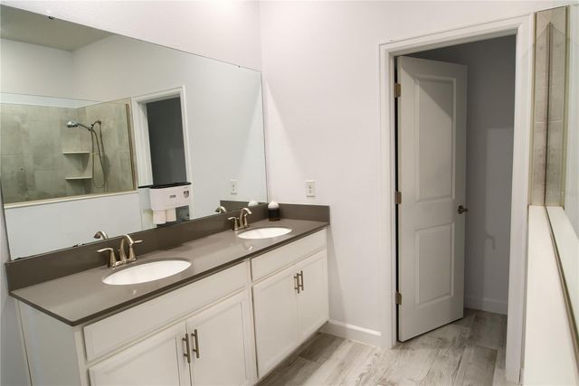 2053 CAMDEN LOOP, Davenport, FL 33837