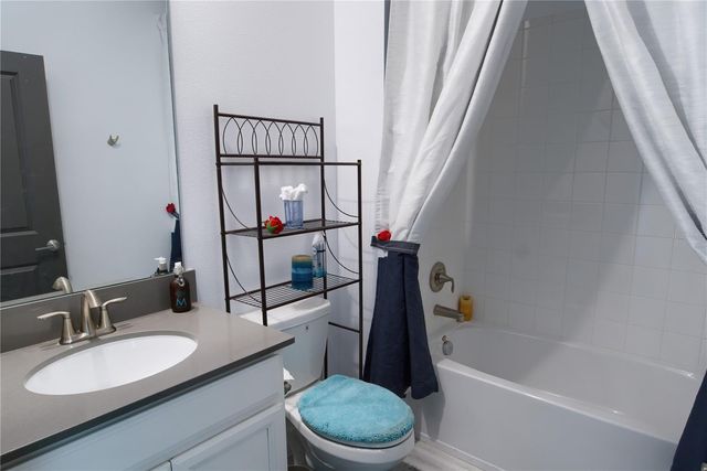 2053 CAMDEN LOOP, Davenport, FL 33837