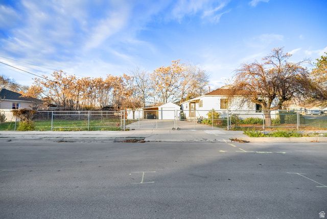 2618 S 300 E, Salt Lake City, UT 84115