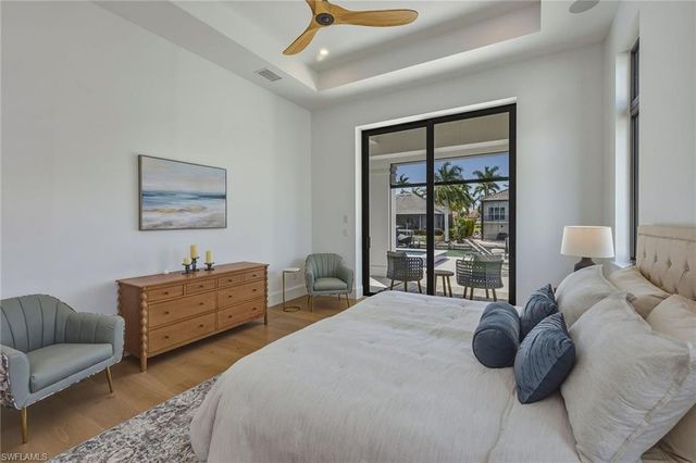 810 Elm CT, Marco Island, FL 34145
