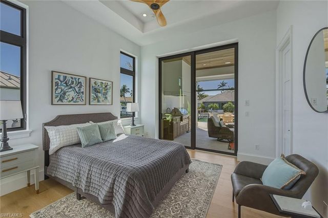 810 Elm CT, Marco Island, FL 34145