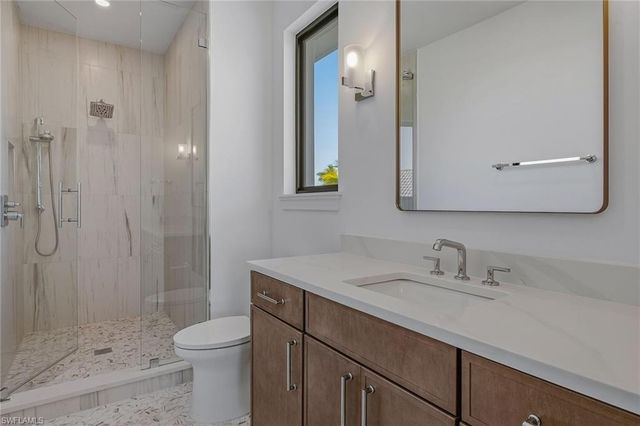 810 Elm CT, Marco Island, FL 34145