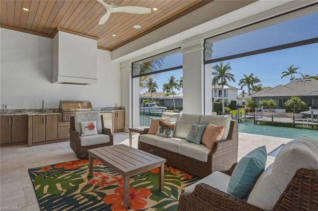 810 Elm CT, Marco Island, FL 34145