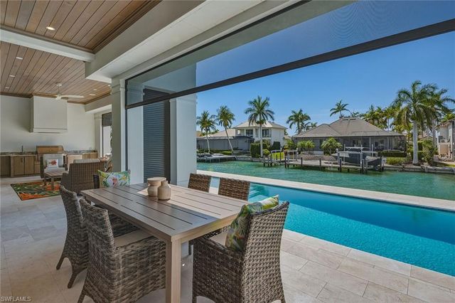 810 Elm CT, Marco Island, FL 34145