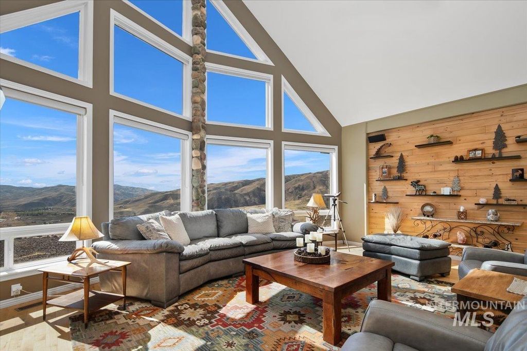 12 Coyote Point, Horseshoe Bend, ID 83629 photo 11