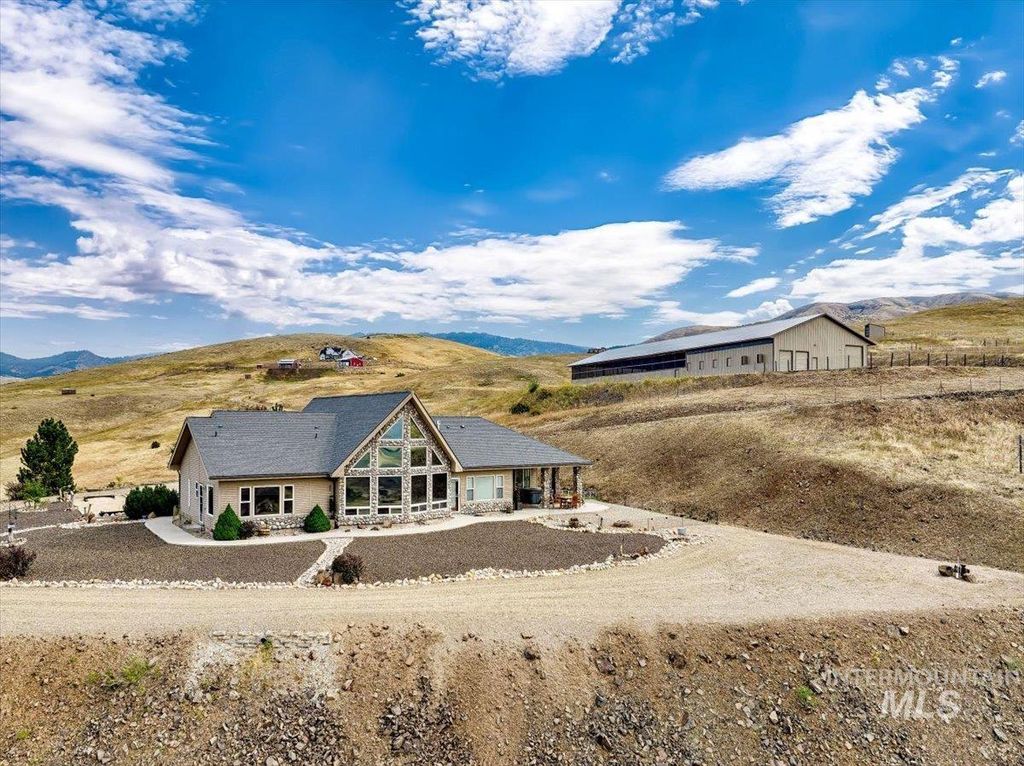 12 Coyote Point, Horseshoe Bend, ID 83629 photo 4