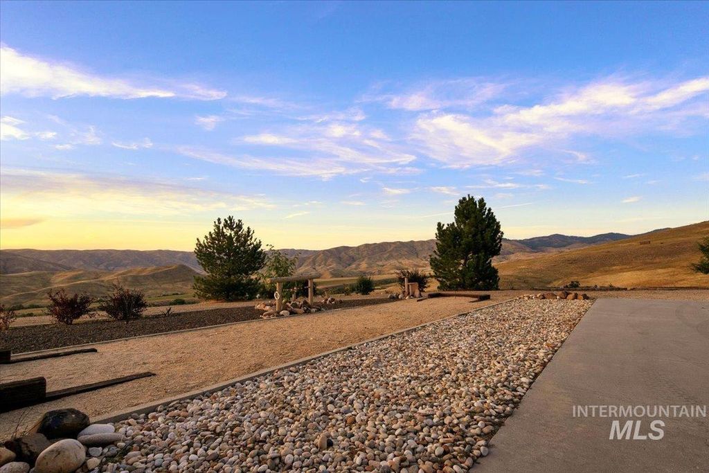 12 Coyote Point, Horseshoe Bend, ID 83629 photo 7