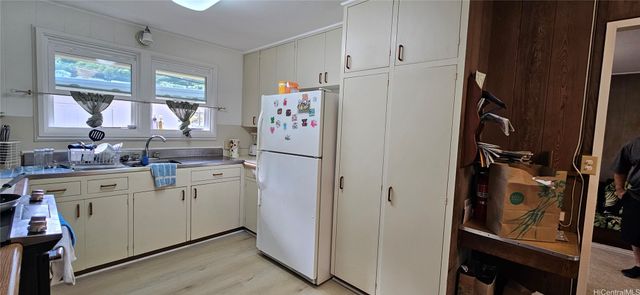 44-749 Kaneohe Bay Drive, Kaneohe, HI 96744