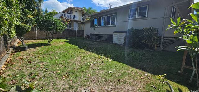 44-749 Kaneohe Bay Drive, Kaneohe, HI 96744