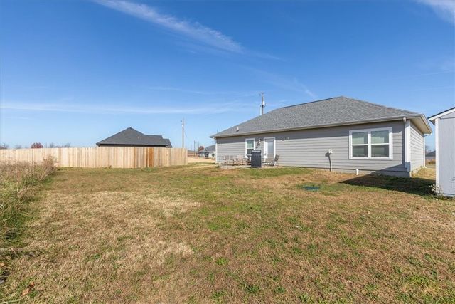 35 Francis Drive, Bella Vista, AR 72715