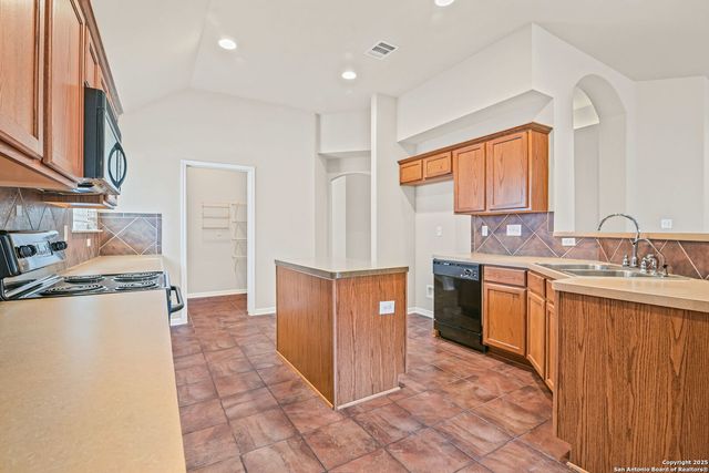 9810 Selbourne, San Antonio, TX 78251