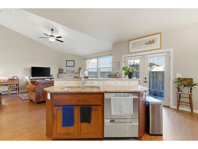 405 S BALM St, Yamhill, OR 97148