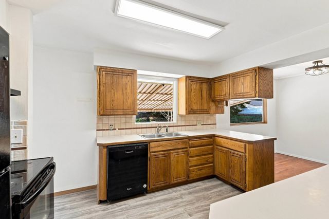 2910 N COLEMAN Rd, Spokane Valley, WA 99212