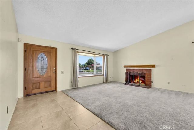 896 N Arrowhead, Rialto, CA 92376