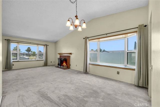 896 N Arrowhead, Rialto, CA 92376