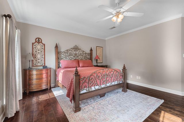 603 Renaldo Street, Dickinson, TX 77539