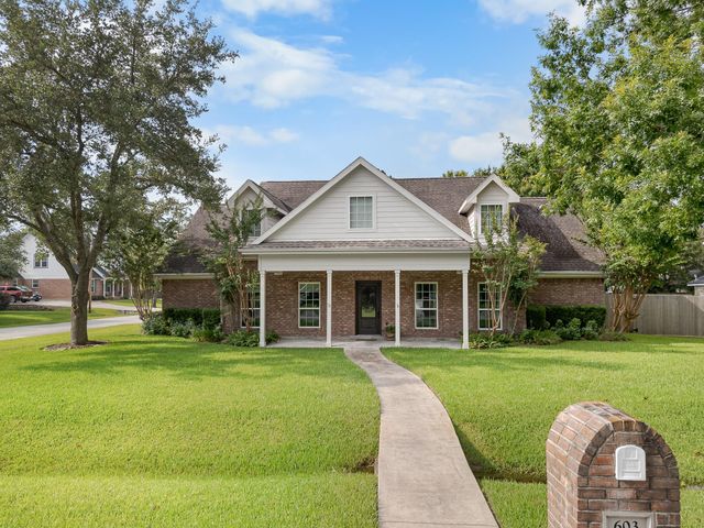 603 Renaldo Street, Dickinson, TX 77539