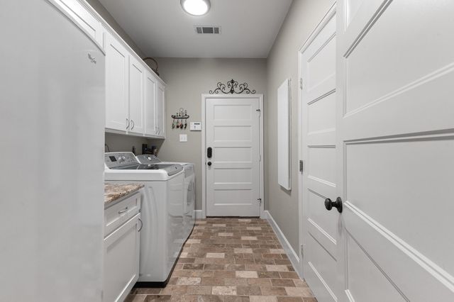 603 Renaldo Street, Dickinson, TX 77539