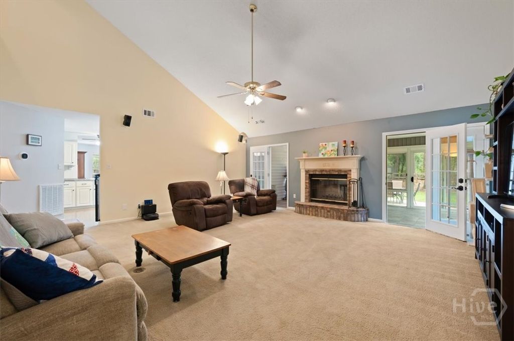 Image 12 of property listing at 22651 Ga Highway 144, Richmond Hill, GA 31324