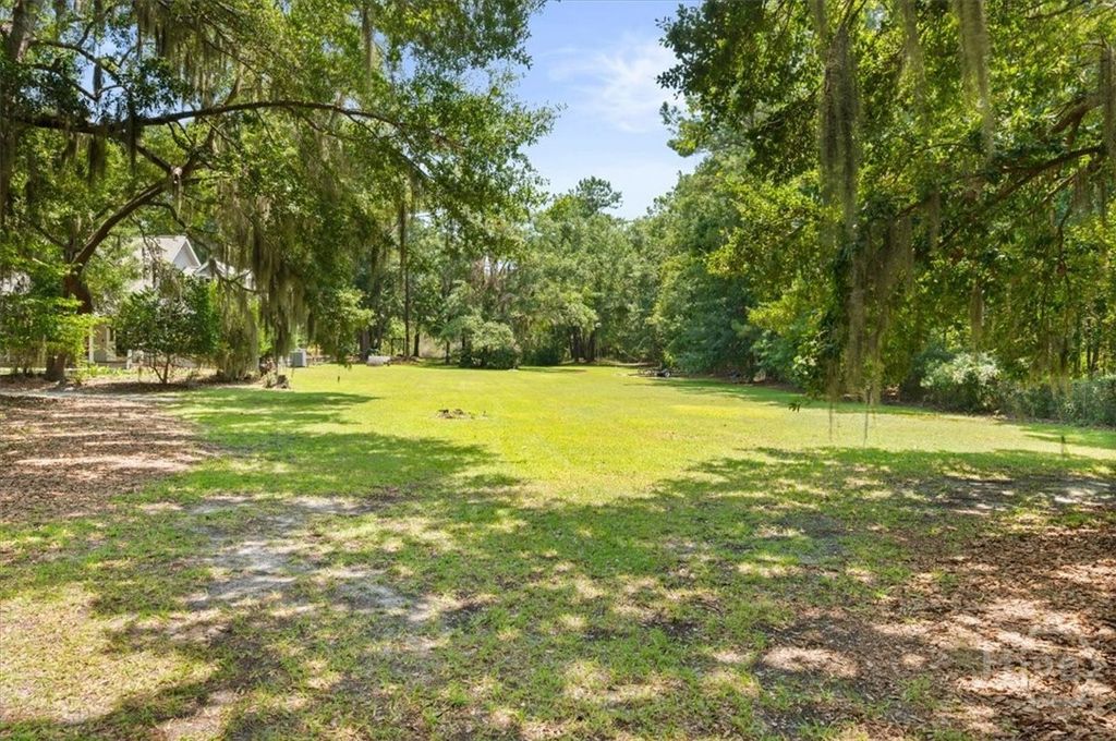 Image 36 of property listing at 22651 Ga Highway 144, Richmond Hill, GA 31324