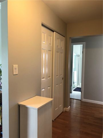 135 Spring Hill Road, Portsmouth, RI 02871