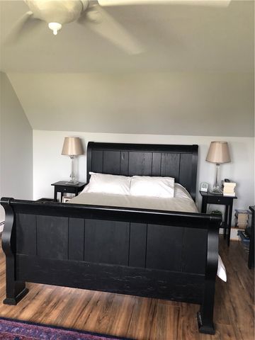 135 Spring Hill Road, Portsmouth, RI 02871