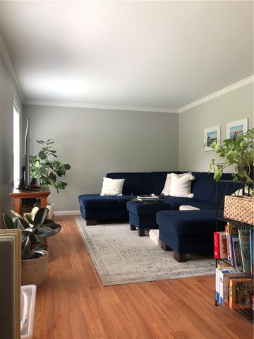 135 Spring Hill Road, Portsmouth, RI 02871